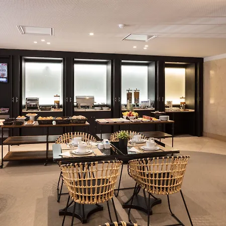 Dom Carlos Park Hotel 3*