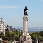 Dom Carlos Park