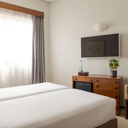 Dom Carlos Park Lisbon