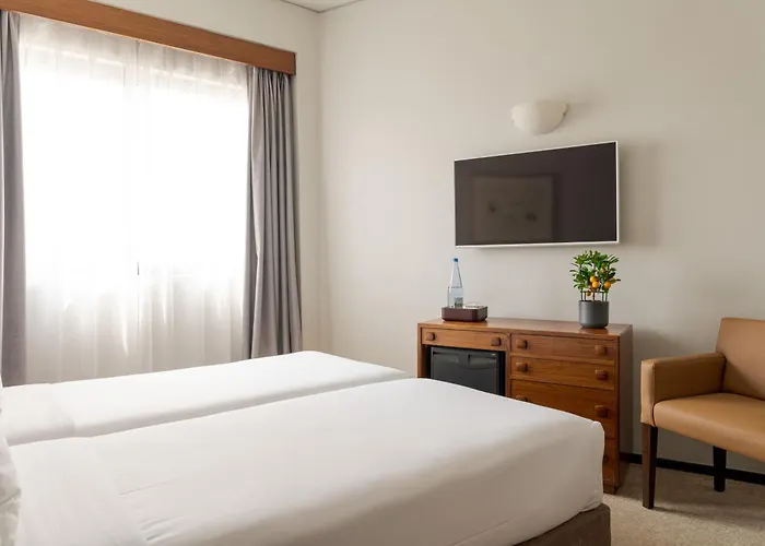 Dom Carlos Park Lisbon