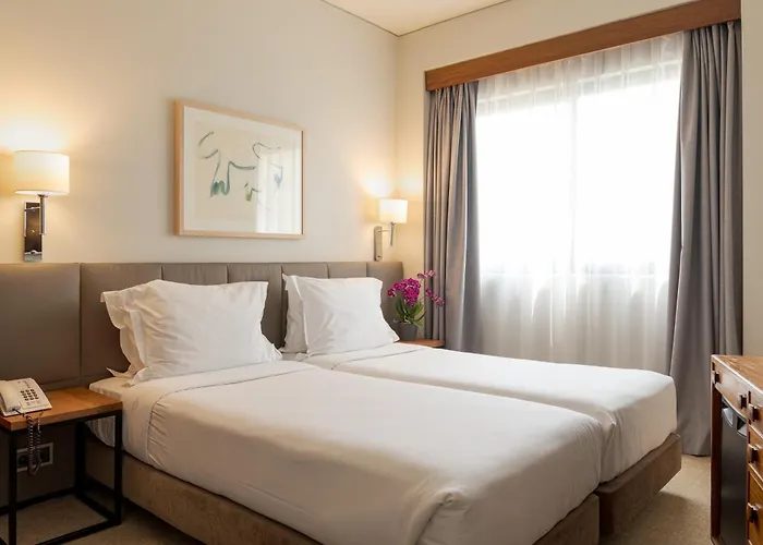 Dom Carlos Park Hotel 3*