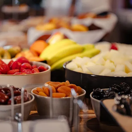 Dom Carlos Park Hotel 3*